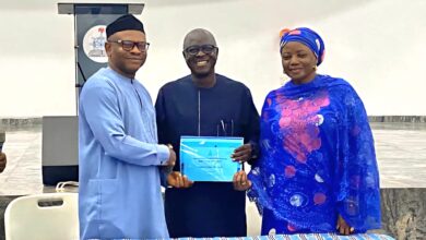 0f35f2b4 b57c 4576 9f09 0f6732d46a96