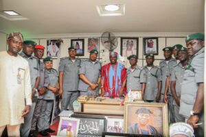 0286eddf 0078 4637 a929 7f85bcbb1694