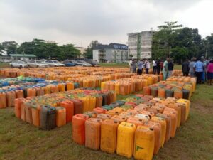 1f7f9658 193f 41f7 8521 035600726ccb