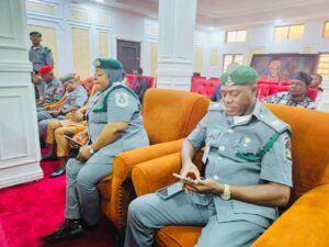 6f931ca3 69bc 4143 bbc4 b9e8543641a2