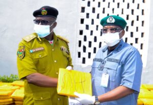 ac27fbf2 dd9d 4949 8995 b99ad4e0769b