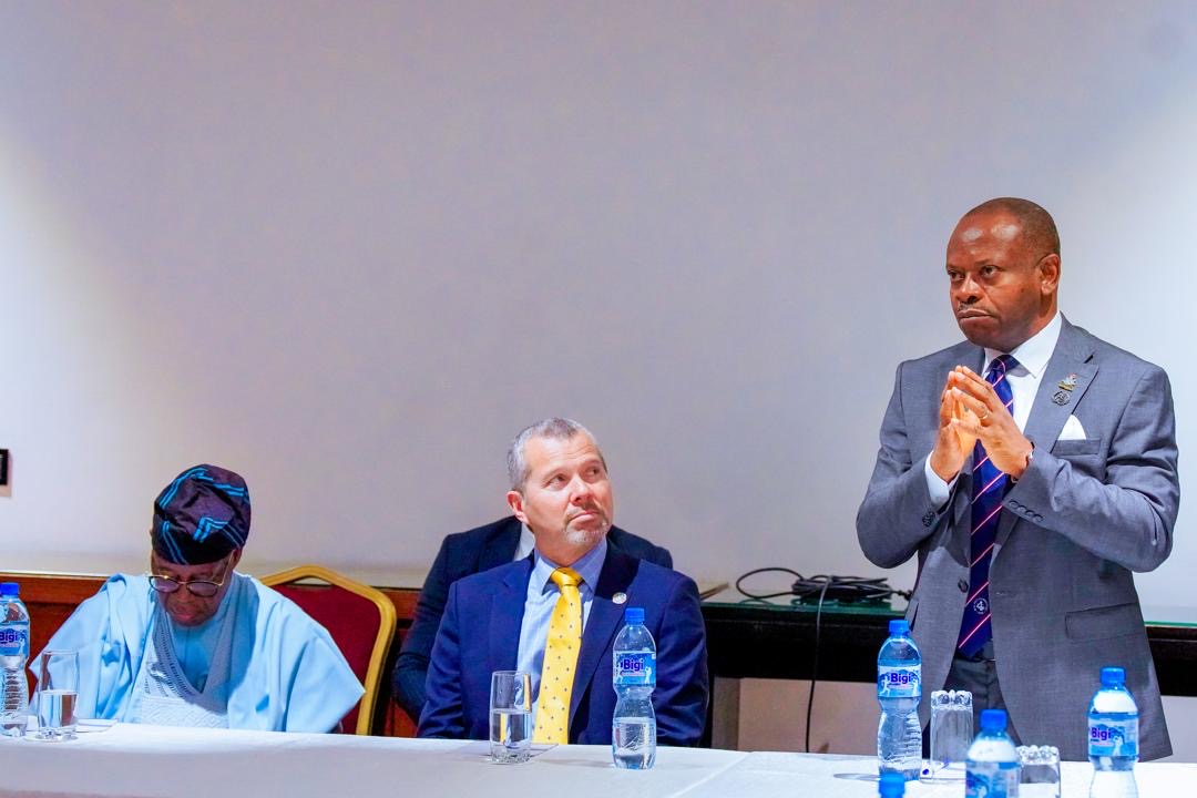 d71a9ac3 eecd 4d1c 9f33 fe8da6360a0d