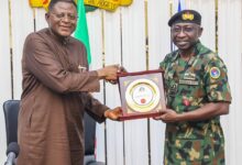 d9d027e2 ec17 423f 869d 57e1d2d2df9d