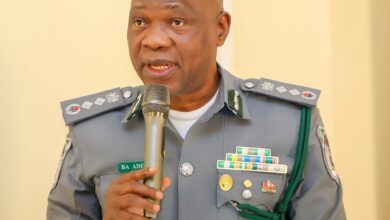 3a8b05e3 5307 41a9 b789 3db47f327a04