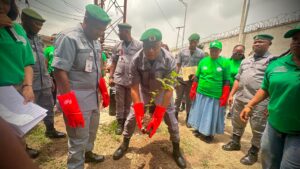 ee64363b 59a5 4221 b85e f23e3c6b900a