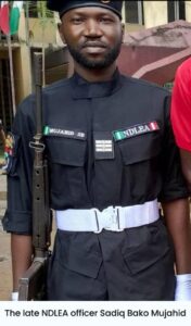 image 750x 698b019be5fcb