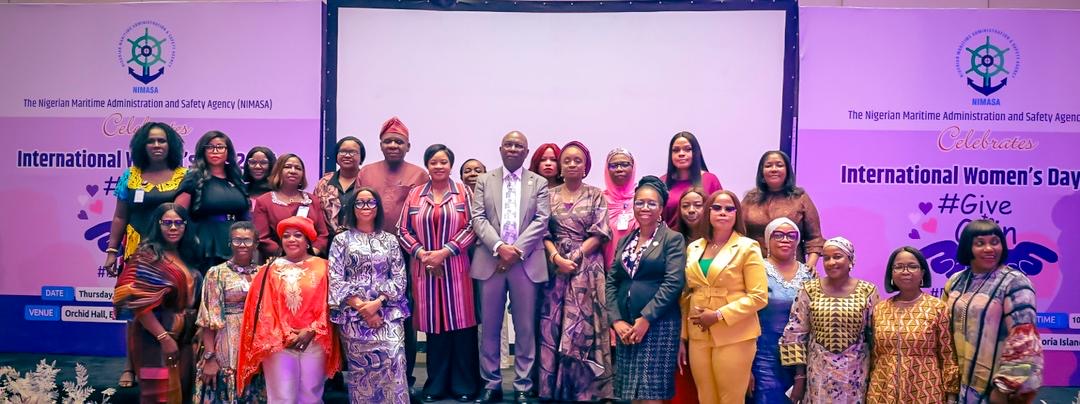 d822b076 c780 4a83 b9e7 19c5e3a64f60