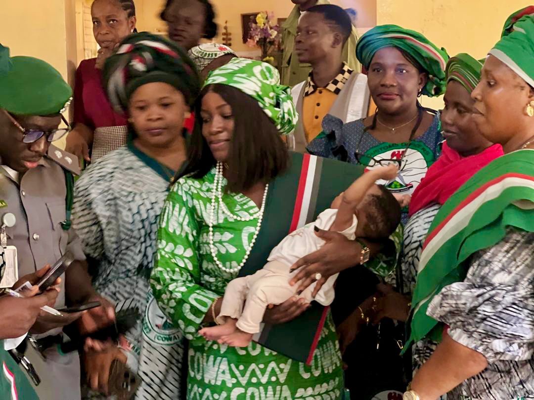 6a8d5e1b b3af 48e8 855d 37d011b4d8c2